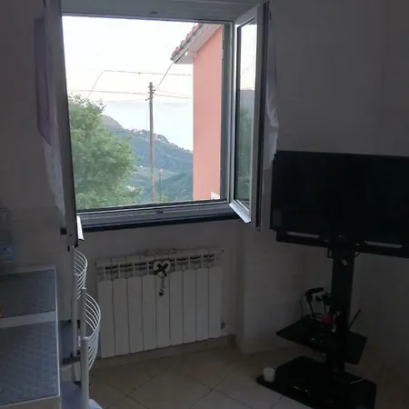 Dimora Di Niki Al Bracco Апартаменты *